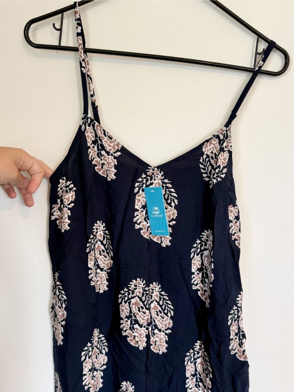 NWT Cupshe Navy Ornate Sleeveless Straight Leg Jumpsuit - Size: Small - Picture 3 of 11